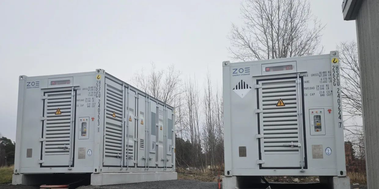 Två ZOE Z BOX-P battericontainrar i Vedvåg